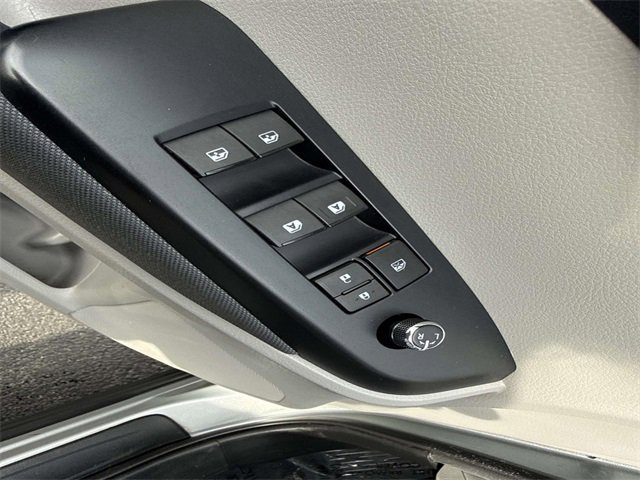 Used 2019 Toyota Highlander LE image 10