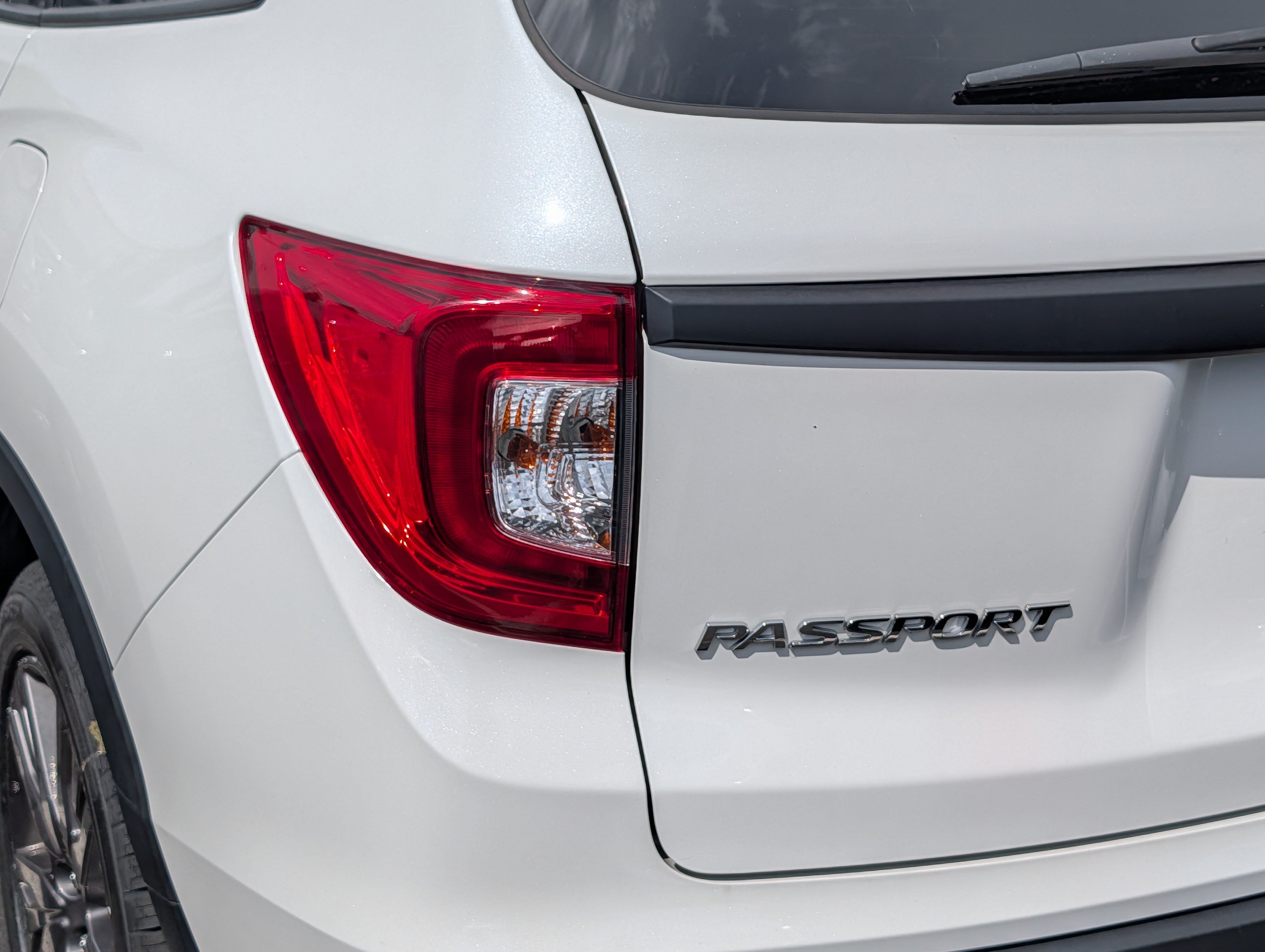 Used 2020 Honda Passport EX-L image 17