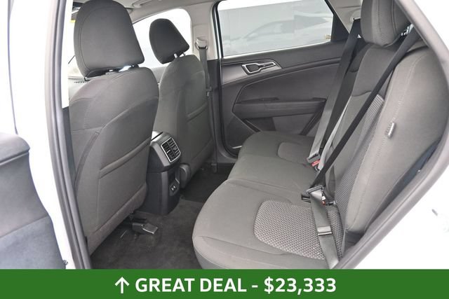 Used 2026 Kia Sportage LX FWD image 17