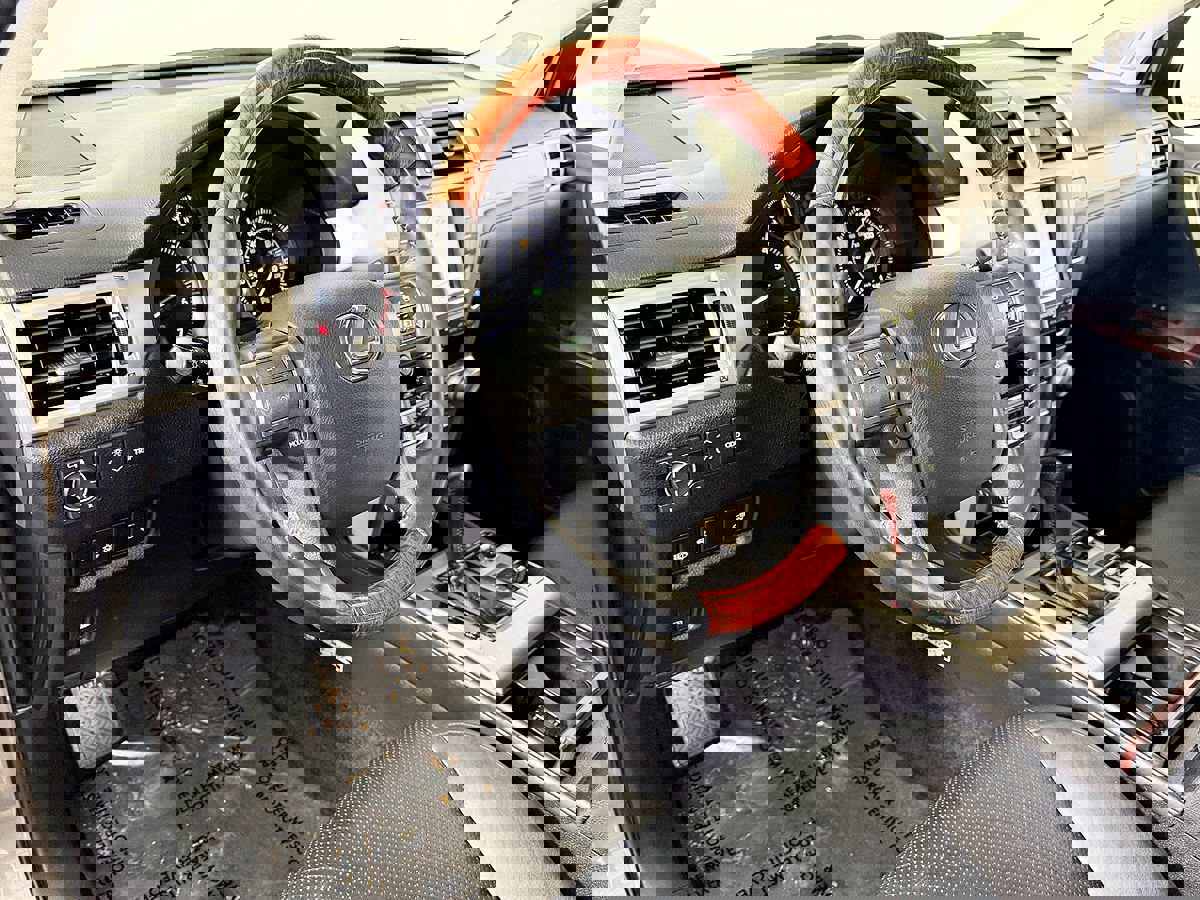 Used 2012 Lexus GX 460 Premium image 23