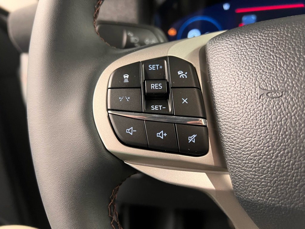 New 2026 Ford Explorer Active image 18