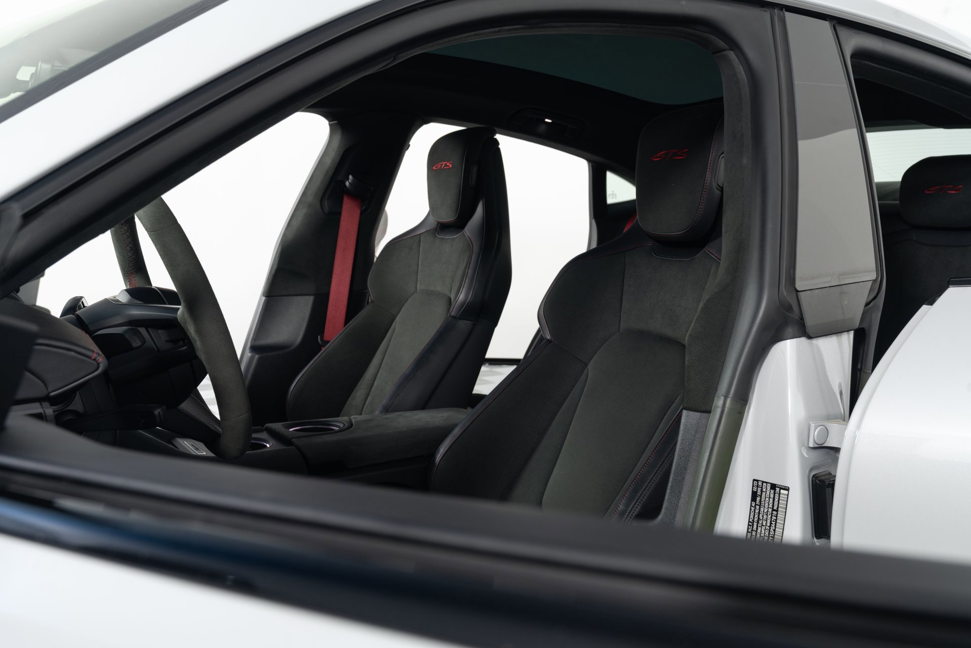 Used 2023 Porsche Taycan GTS AWD/4WD image 12