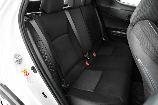 Used 2019 Toyota C-HR LE image 31