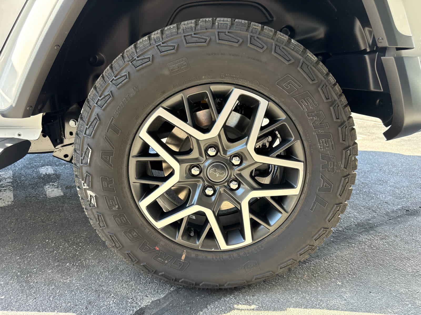 New 2027 Jeep Wrangler Unlimited Sahara AWD/4WD image 11