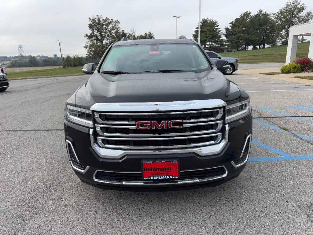 Used 2023 GMC Acadia SLE w/ Driver Convenience Package FWD image 12