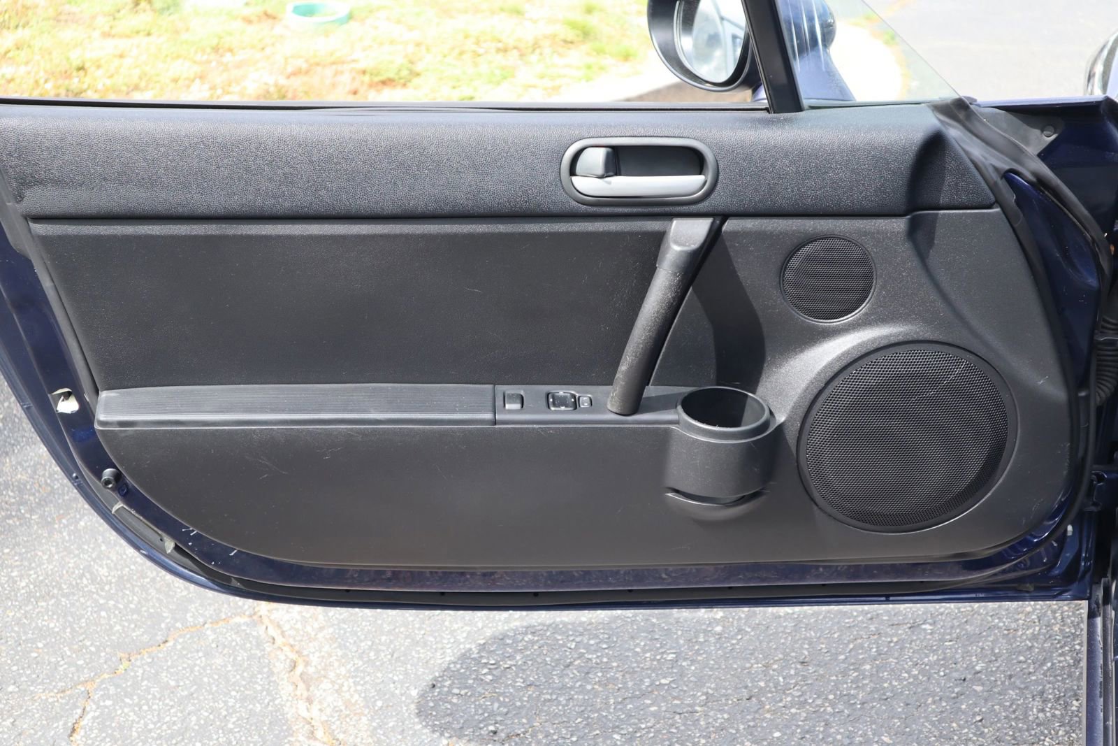 Used 2007 MAZDA MX-5 Miata Touring image 6