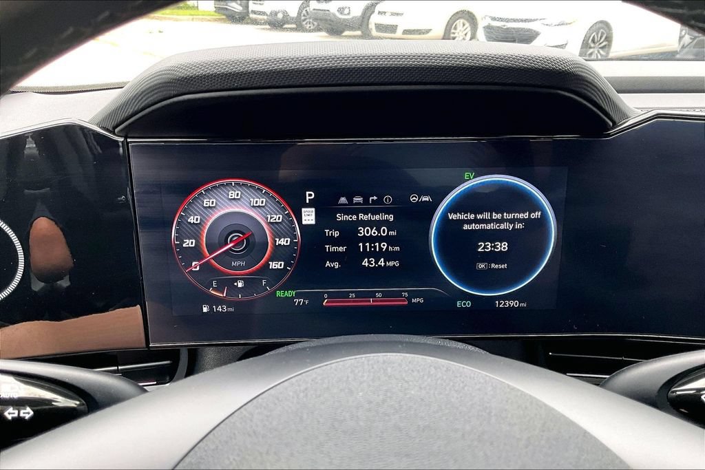 Certified 2025 Hyundai Elantra SEL FWD image 21