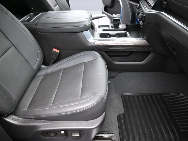 Used 2023 Chevrolet Silverado 1500 LTZ w/ LTZ Premium Package image 26