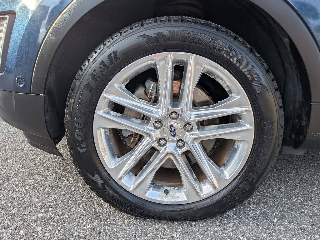 Used 2017 Ford Explorer Limited w/ Equipment Group 301A image 11