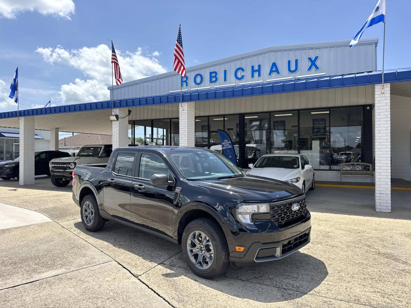 New 2026 Ford Maverick XLT FWD image 1