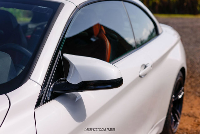 Used 2015 BMW M4 Convertible image 92