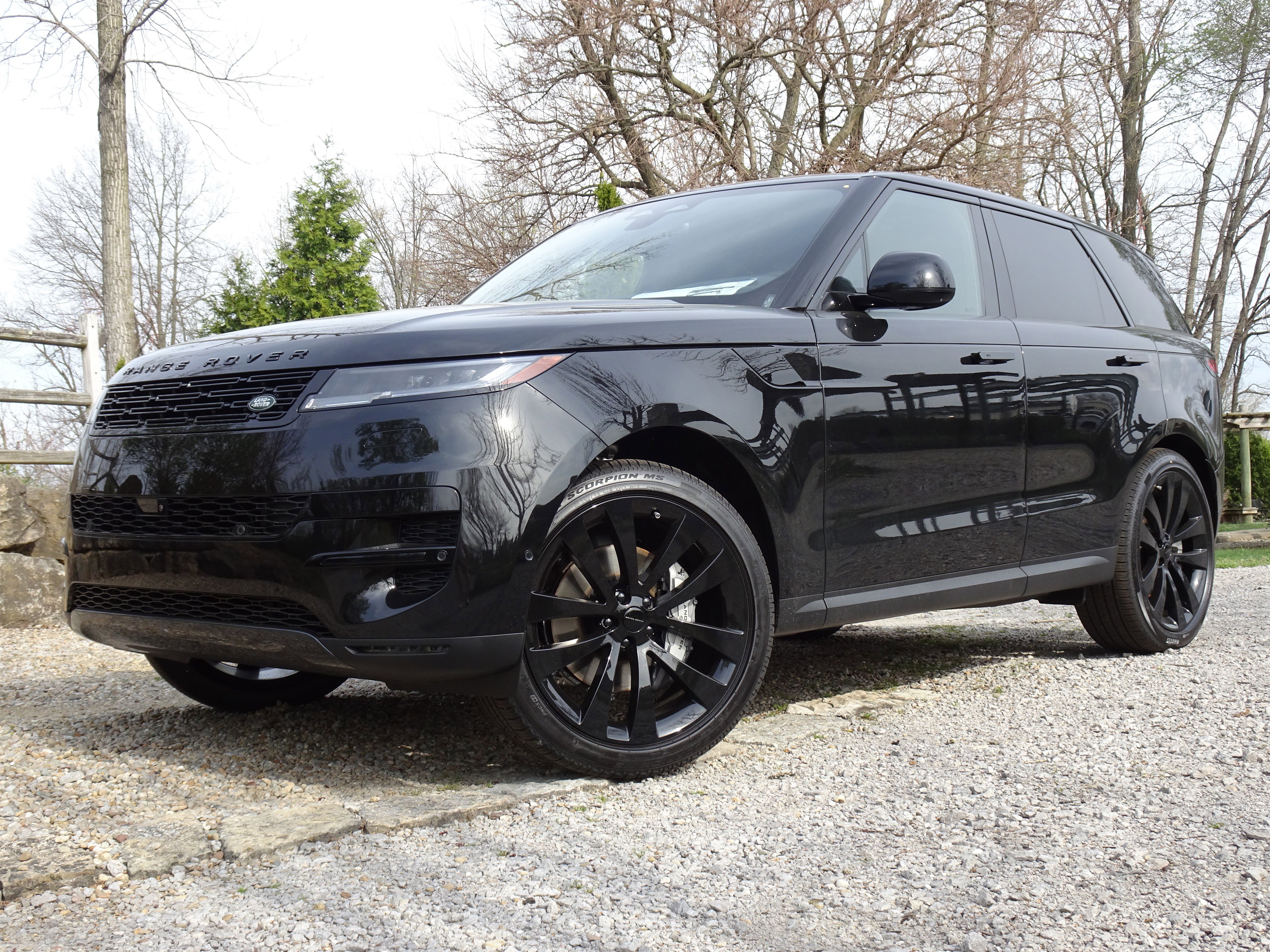 New 2026 Land Rover Range Rover Sport SE AWD/4WD image 1