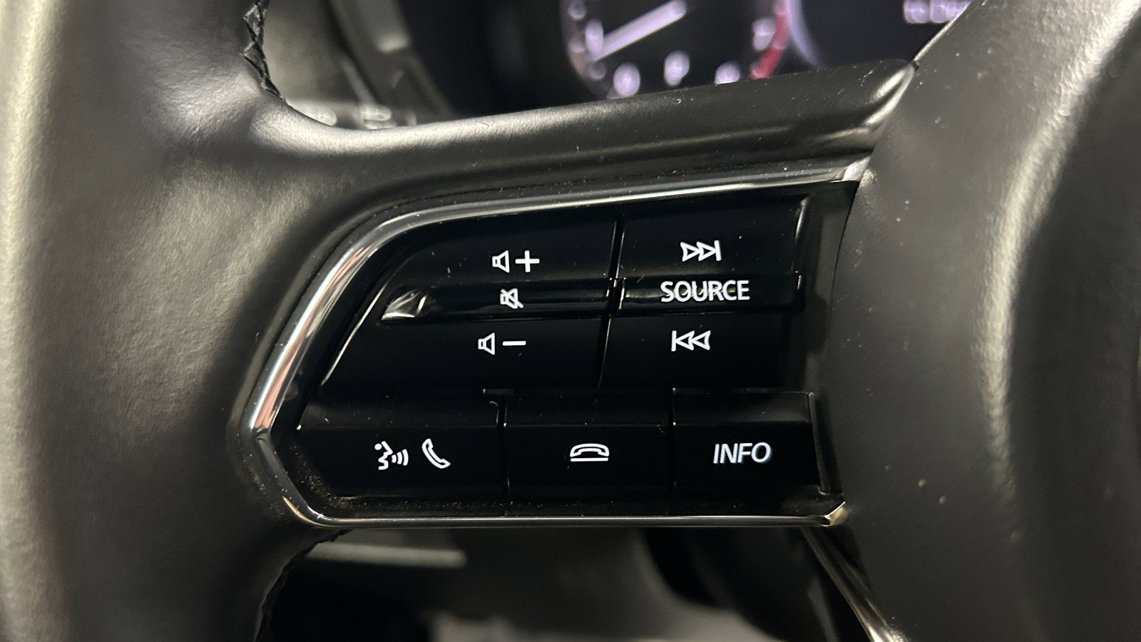 Used 2025 MAZDA CX-90 3.3 Turbo w/ Premium Plus Pkg image 23