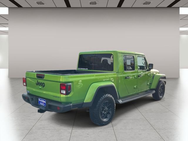 New 2025 Jeep Gladiator High Tide image 3