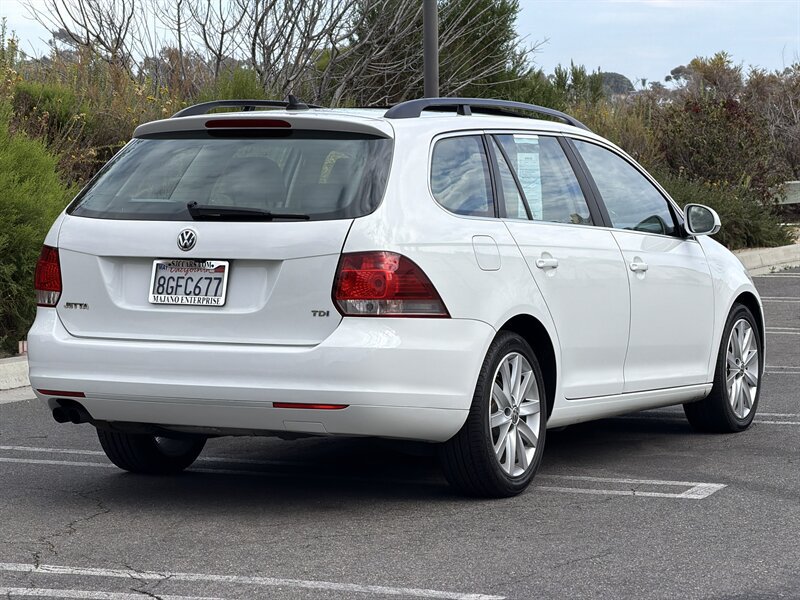 Used 2014 Volkswagen Jetta TDI FWD image 6