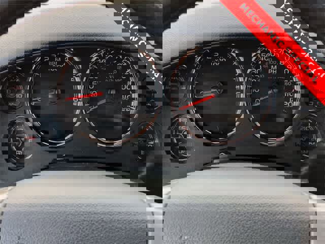 Used 2013 Chevrolet Avalanche LTZ image 32