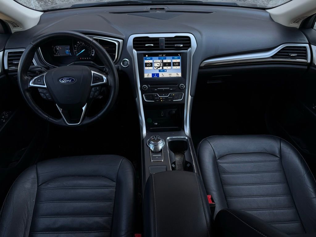 Used 2018 Ford Fusion SE w/ Fusion SE Technology Package image 20