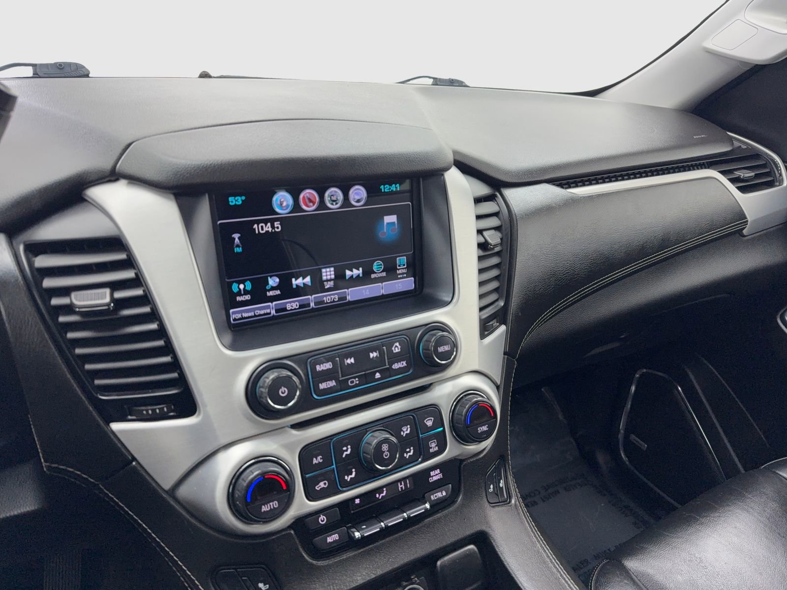Used 2019 GMC Yukon SLT image 23