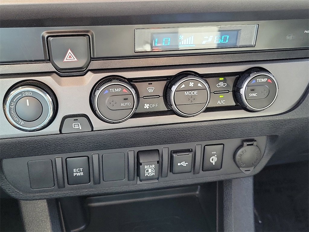 Used 2023 Toyota Tacoma TRD Off-Road image 10