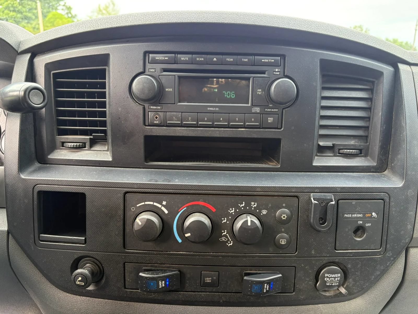 Used 2008 Dodge Ram 2500 Truck ST w/ PWR Accessory Group AWD/4WD image 12