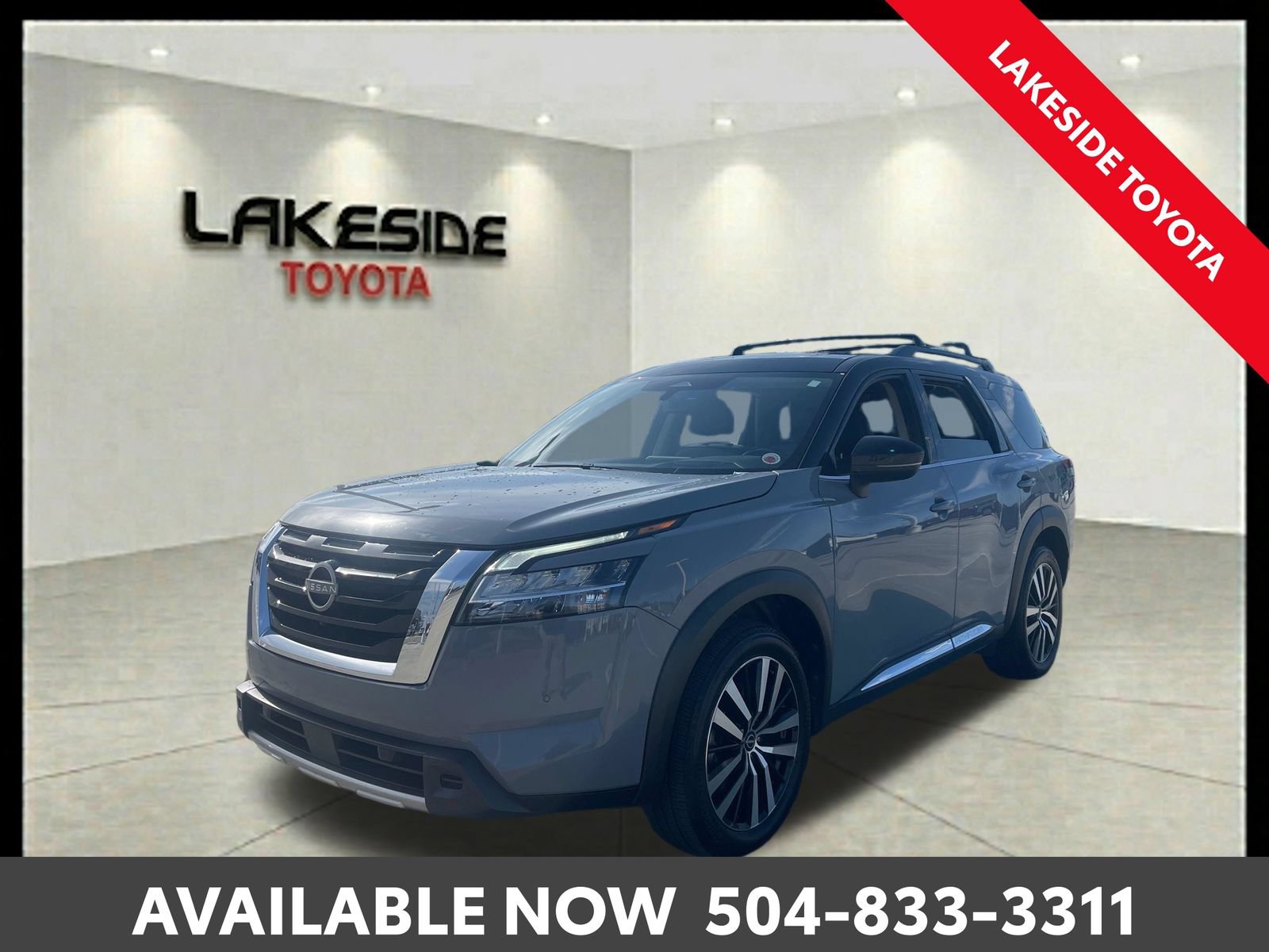 Used 2023 Nissan Pathfinder Platinum w/ Cargo Package AWD/4WD image 1