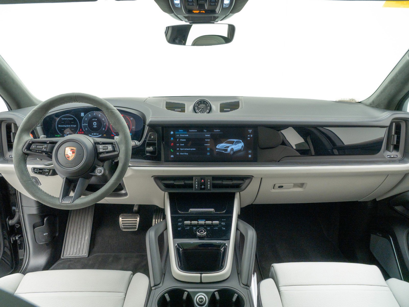 Certified 2025 Porsche Cayenne GTS image 30