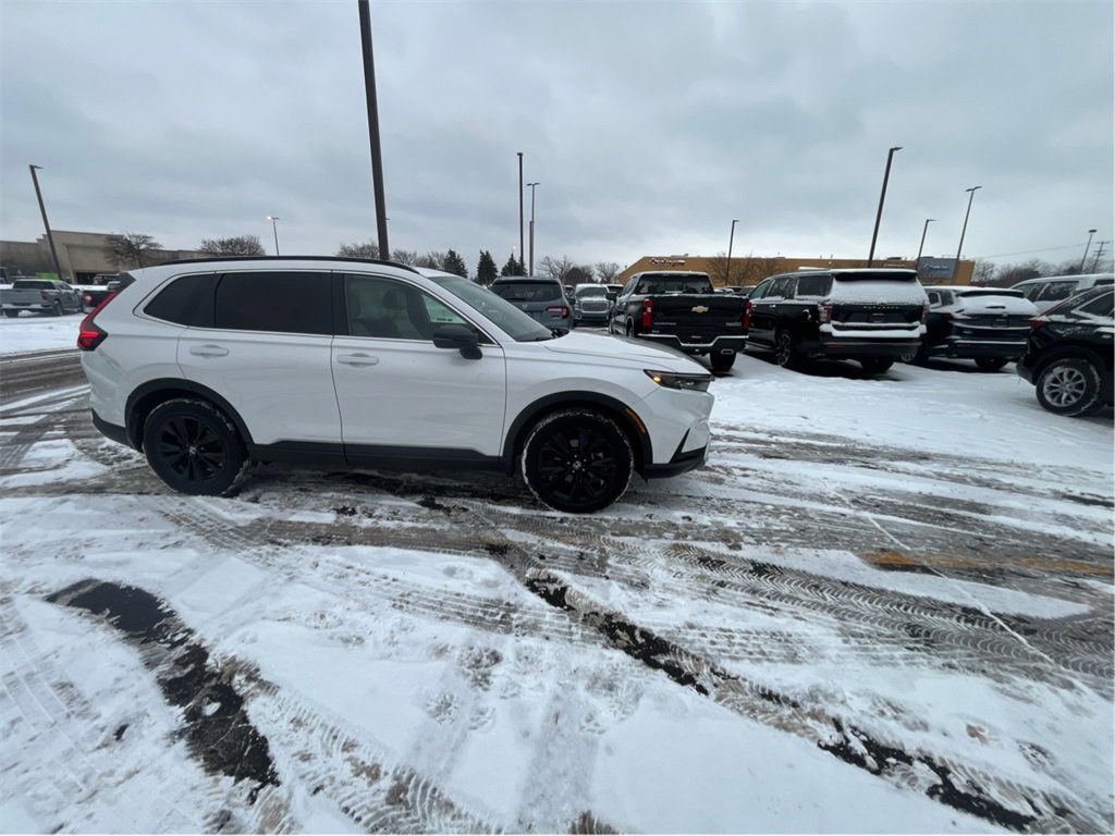 Certified 2023 Honda CR-V Sport Touring image 4