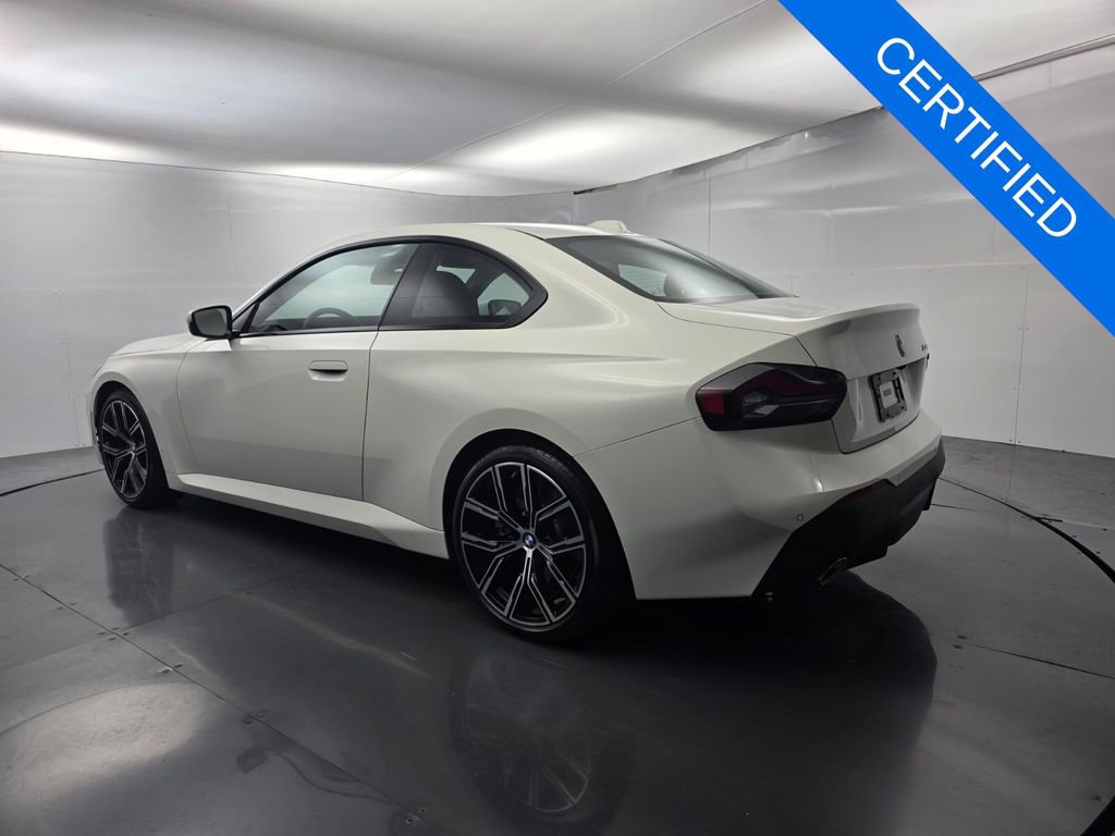 Used 2024 BMW 230i Coupe w/ Convenience Package RWD image 6