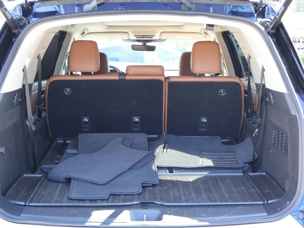 Used 2024 Nissan Pathfinder Platinum w/ Cargo Package image 23