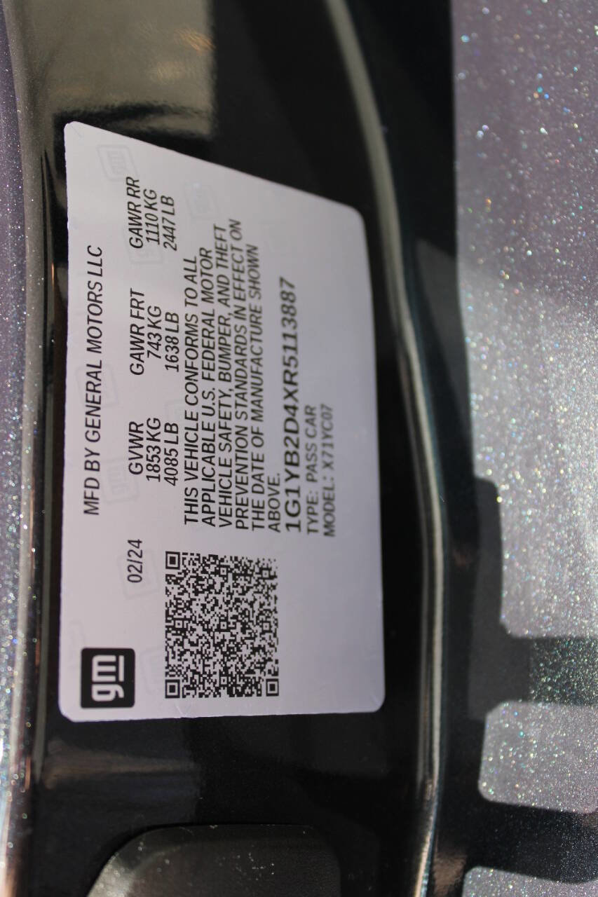 Used 2024 Chevrolet Corvette Stingray 2LT w/ Z51 Performance Package image 14