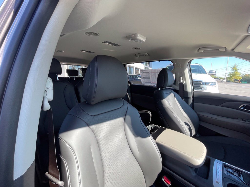 New 2027 Kia Carnival EX FWD image 29
