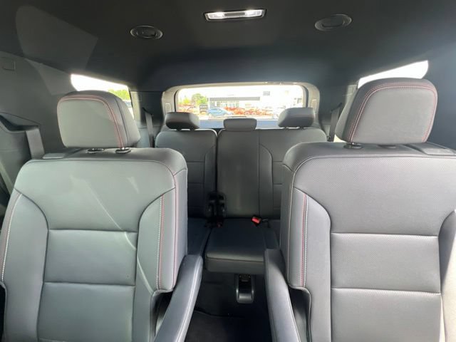 Used 2024 Chevrolet Traverse Z71 AWD/4WD image 20