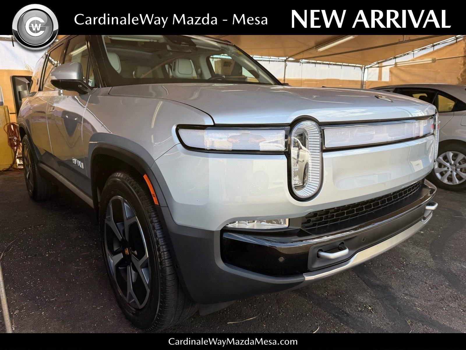Used 2024 Rivian R1S Adventure AWD/4WD image 1