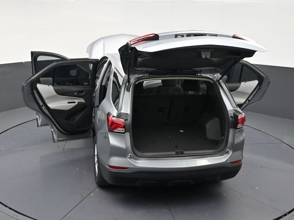 Used 2023 Chevrolet Equinox LS FWD image 32