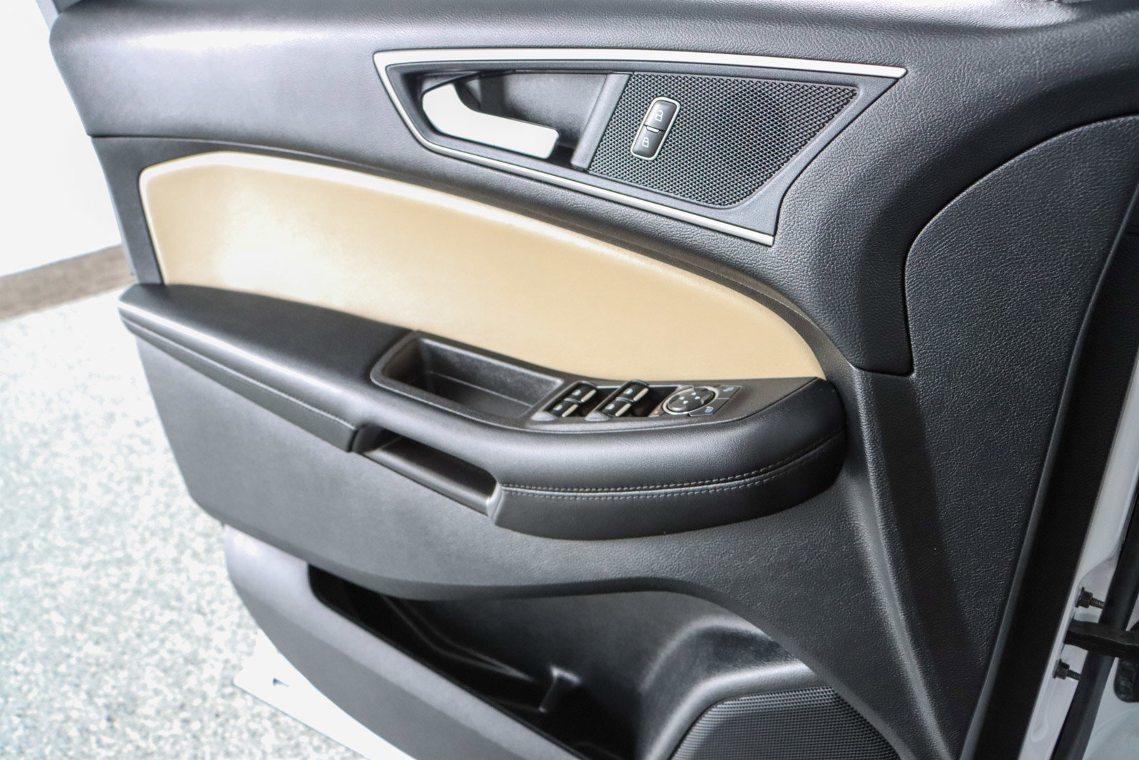 Used 2022 Ford Edge SEL w/ Convenience Package image 21