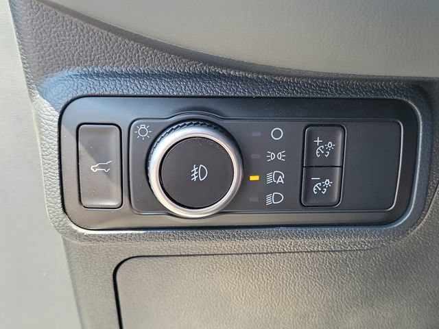 Used 2026 Ford Explorer Active w/ Active Comfort Package RWD image 12