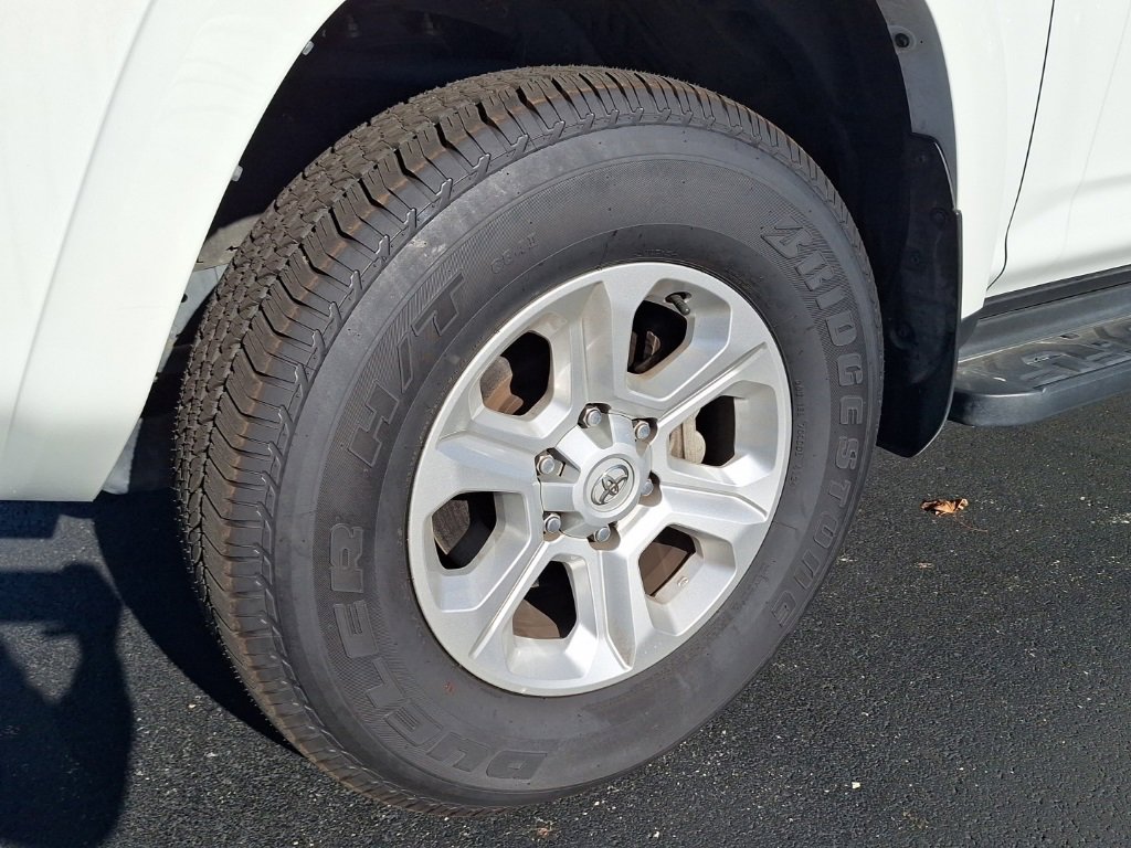 Used 2024 Toyota 4Runner SR5 Premium image 28