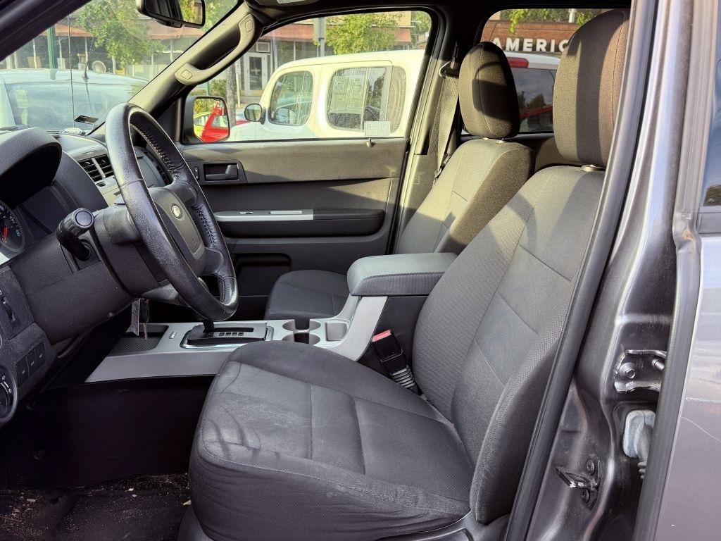 Used 2012 Ford Escape XLT AWD/4WD image 7