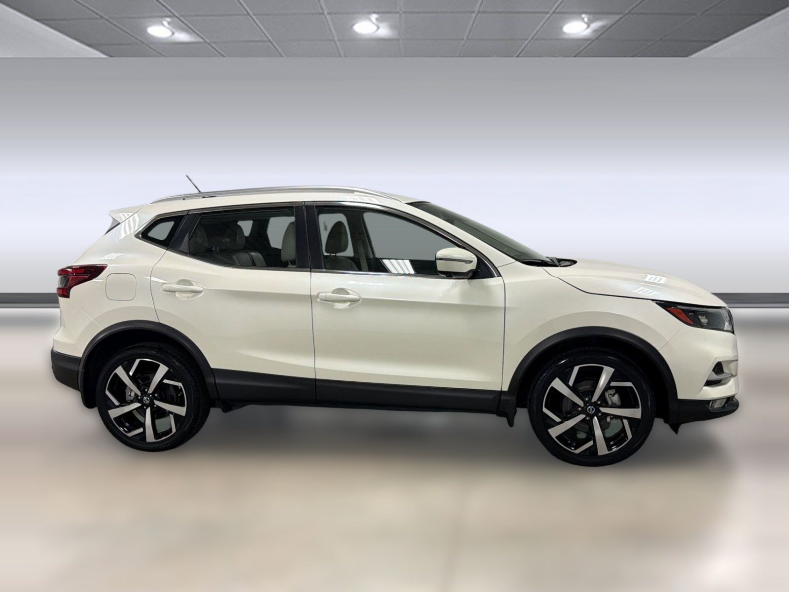 Used 2021 Nissan Rogue Sport SL w/ Premium Package AWD/4WD image 7