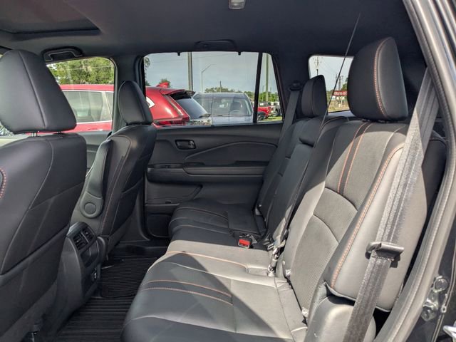 Used 2023 Honda Passport TrailSport image 13