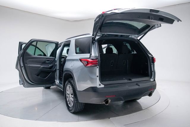 Used 2023 Chevrolet Traverse LT image 19