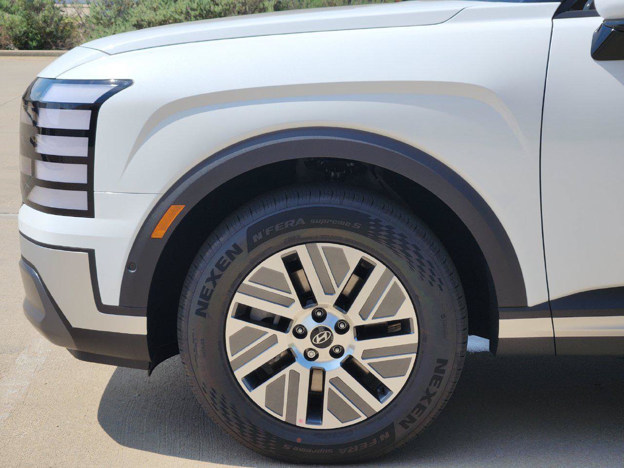 New 2027 Hyundai Palisade SEL Premium FWD image 5
