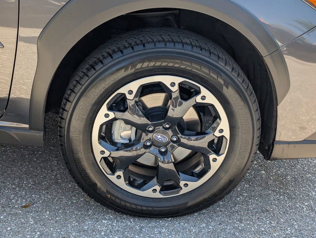 Used 2021 Subaru Crosstrek 2.0i Premium w/ Moonroof Package image 9