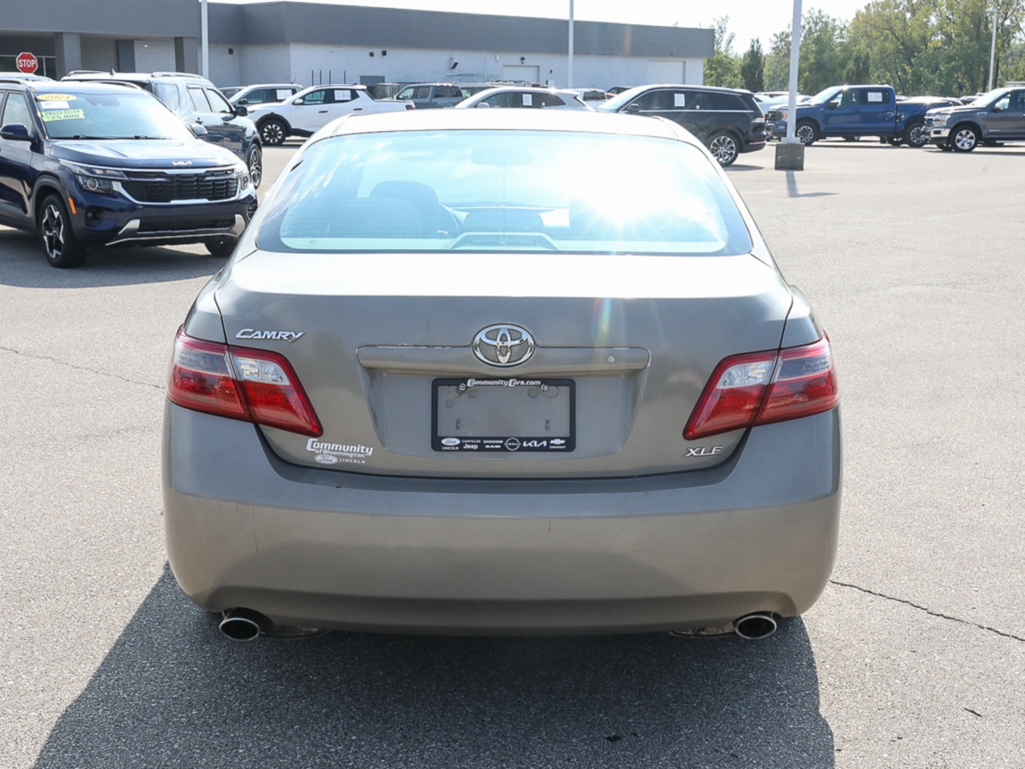 Used 2007 Toyota Camry XLE FWD image 6