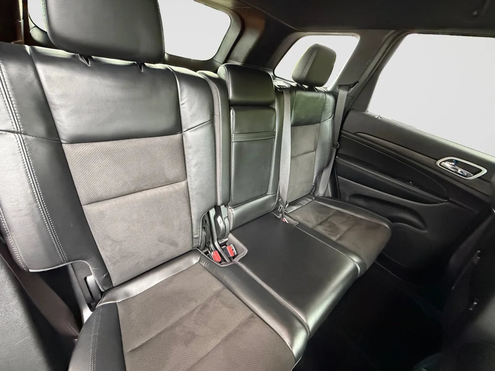 Used 2021 Jeep Grand Cherokee Laredo X AWD/4WD image 18