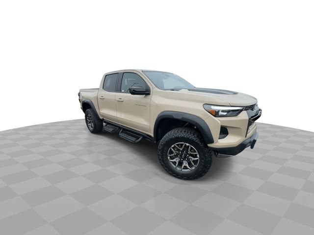 Certified 2024 Chevrolet Colorado ZR2 w/ ZR2 Convenience Package III AWD/4WD image 2