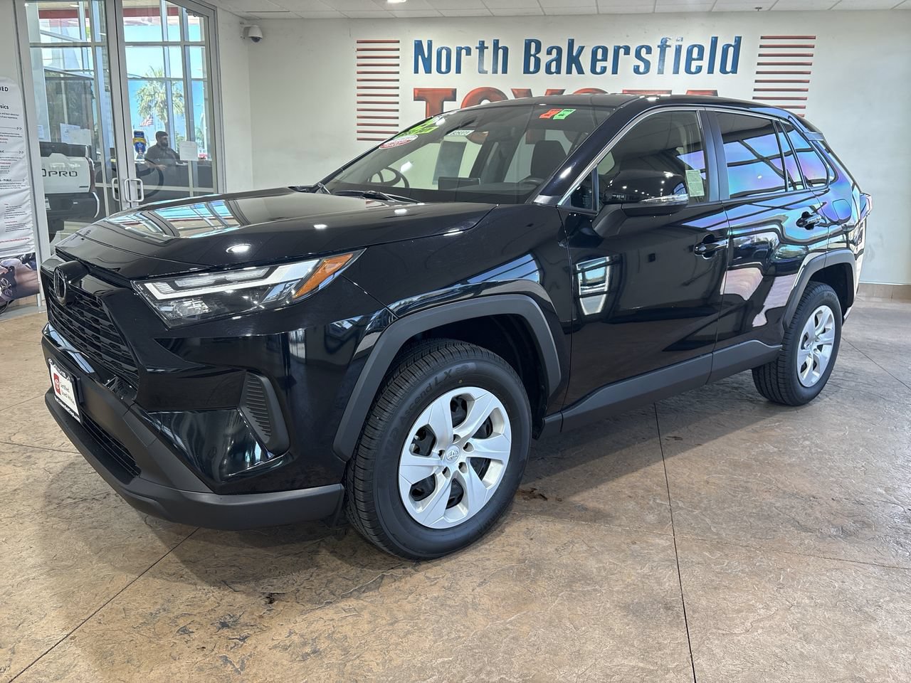 Certified 2025 Toyota RAV4 LE FWD image 1