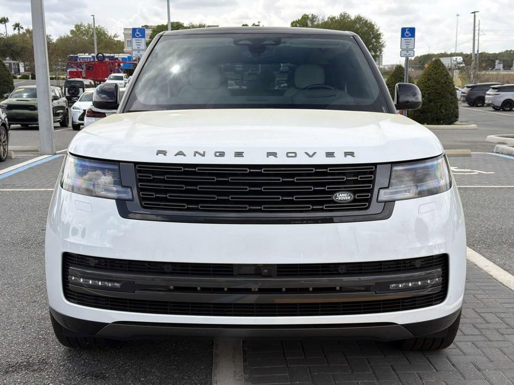 New 2025 Land Rover Range Rover SE image 8