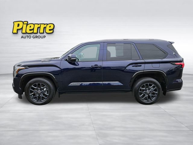 Used 2025 Toyota Sequoia Platinum AWD/4WD image 2