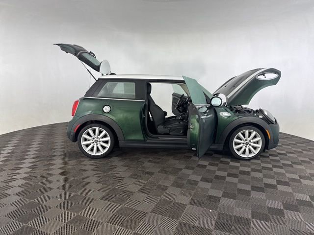 Used 2019 MINI Cooper S image 13